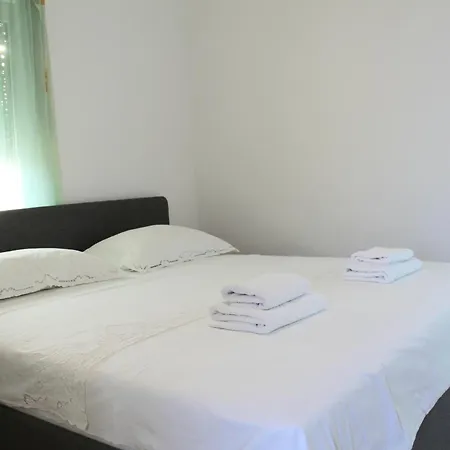 Luxury Maestral - Private Pool شقة سبليت